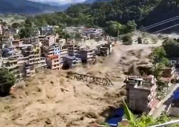 नेपाल में भीषण बाढ़ से अब तक 16 लोगों की मौत, CM योगी ने जताई चिंता; पढ़ें किस नेता ने क्या कहा