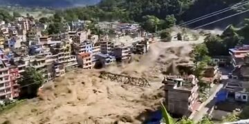 नेपाल में भीषण बाढ़ से अब तक 16 लोगों की मौत, CM योगी ने जताई चिंता; पढ़ें किस नेता ने क्या कहा