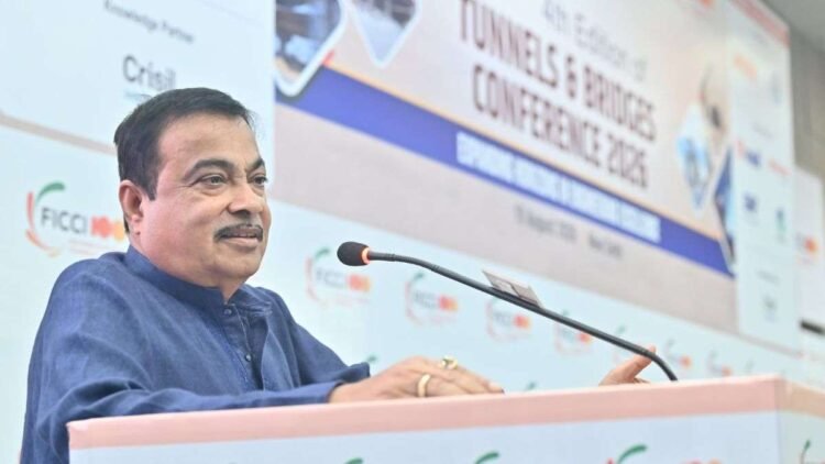 नितिन गडकरी ने गलत DPR बनाने वालों को बताया हाईवे पर होने वाली मौतों का दोषी, सख्त कार्रवाई की दी चेतावनी