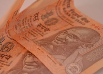 आप भी बेसब्री से कर रहे हैं प्लास्टिक नोट का इंतजार? कब तक बाजार में आएगा, RBI गवर्नर ने दे दिया हिंट