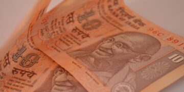 आप भी बेसब्री से कर रहे हैं प्लास्टिक नोट का इंतजार? कब तक बाजार में आएगा, RBI गवर्नर ने दे दिया हिंट