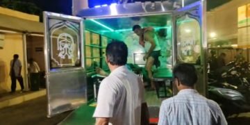 पुरी स्वर्गद्वार में अंतिम विदाई देने पहुंचे संकीर्तन कलाकार की मौत, अचानक नीचे गिरे फिर नहीं उठे