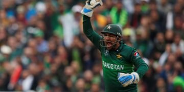 PCB Lords Test Controversy | लॉर्ड्स टेस्ट बहिष्कार की PCB की धमकी से बेखबर थे सरफराज अहमद, बोले- 'उस वक्त हम लंच कर रहे थे'