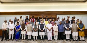 पीएम मोदी ने दिया संकेत, परिसीमन बिल को लेकर सरकार के पास पर्याप्त समर्थन, अगस्त में ही बुलाया जा सकता है विशेष सत्र- सूत्र