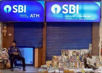 सेंसेक्स की टॉप 10 में से 4 कंपनियों का मार्केट कैप ₹1.43 लाख करोड़ बढ़ा, बाकी की 6 को ₹1.24 लाख करोड़ का नुकसान