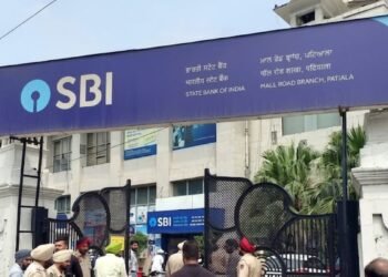 SBI में 6 महीने की FD में कितना मिल रहा है ब्याज, वरिष्ठ नागरिकों के लिए क्या है खास