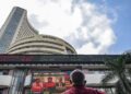4 August, 2026 Stock Market Updates: सेंसेक्स 626 और निफ्टी 54 अंकों की बढ़त के साथ खुला, इन शेयरों में बड़ा उतार-चढ़ाव