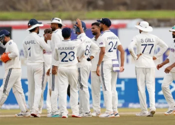 galle test india bowls out sri lanka secures a massive 178 run lead marching towards victory