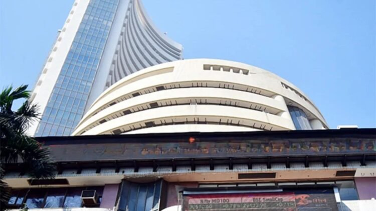 19 August 2026 Stock Market Updates: शेयर बाजार में कमजोर शुरुआत! सपाट खुले सेंसेक्स और निफ्टी; इंडिगो, SBI, टाटा स्टील में तेज गिरावट
