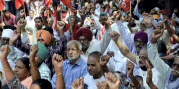 EPS-95 में न्यूनतम 7500 रुपये की मासिक पेंशन की मांग हुई तेज, 5 अगस्त को होगा देशव्यापी आंदोलन