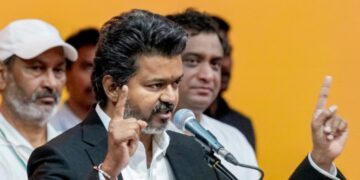 ‘सोने का सिक्का और रेशमी साड़ी, Gen-Z छात्रों को बांटी जाएंगी आधुनिक साइकिलें’, तमिलनाडु सरकार का बजट में बड़ा ऐलान