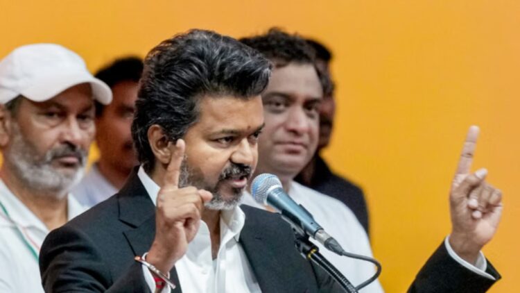 ‘सोने का सिक्का और रेशमी साड़ी, Gen-Z छात्रों को बांटी जाएंगी आधुनिक साइकिलें’, तमिलनाडु सरकार का बजट में बड़ा ऐलान