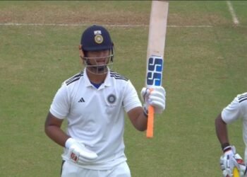 Vaibhav Suryavanshi बने Duleep Trophy के नए बाजीगर, बेंगलुरु में 57 साल पुराना Cricket Record किया अपने नाम