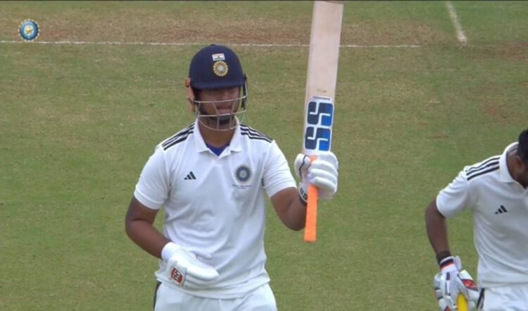 Vaibhav Suryavanshi बने Duleep Trophy के नए बाजीगर, बेंगलुरु में 57 साल पुराना Cricket Record किया अपने नाम