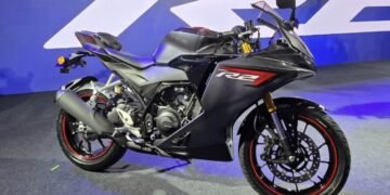 Yamaha ने लॉन्च की 204cc की धांसू सुपरस्पोर्ट बाइक, कीमत से लेकर फीचर्स तक जानें सबकुछ