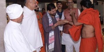 बाबा रामदेव और बृजभूषण शरण सिंह के बीच दूर हुई गलतफहमी, मानहानि का मुकदमा भी वापस लिया