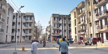 कम आय वाले लोगों के लिए खुशखबरी! ग्रेटर नोएडा में बनेंगे सस्ते बहुमंजिला फ्लैट, प्राधिकरण बोर्ड ने दी मंजूरी