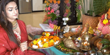 आकृति कक्कड़ बोलीं- गणपति बप्पा घर आते हैं:विसर्जन के बाद पौधों के जरिए जिंदगी का हिस्सा बन जाते हैं