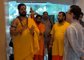 जगद्गुरु सतीशाचार्य महाराज से आमिर खान मिले:दोनों की मुलाकात के बाद महाभारत प्रोजेक्ट चर्चा में आया