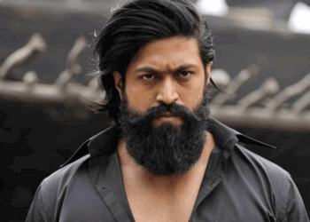 Tigmanshu Dhulia Slams KGF Star Yash Look