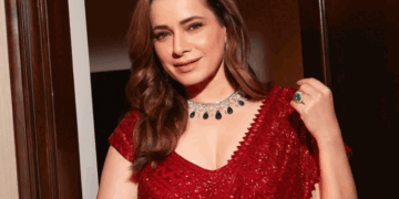 नीलम ने गोविंदा संग रिश्ते की अफवाहों पर रिएक्शन दिया:बोलीं- उस समय मैं बहुत छोटी थी, उनकी शादी की जानकारी बाद में मिली