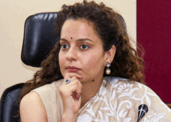 स्वीपर की नौकरी तक नहीं मिलेगी:राखी सावंत पर भड़कीं कंगना रनोट, नरेंद्र मोदी पर दिए विवादित बयान पर जमकर लगाई फटकार