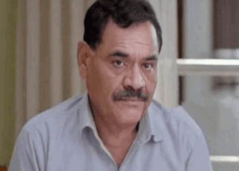 Actor Mushtaq Khan Death | Rajpal Yadav Anupam Kher Pay Tribute Mumbai