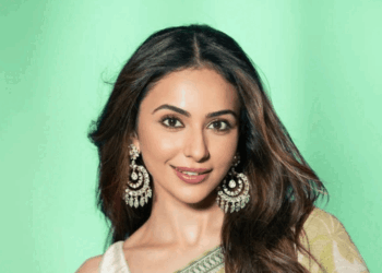 IT Raid Mumbai | Rakul Preet Singh & Vashu Bhagnani Tax Evasion Probe