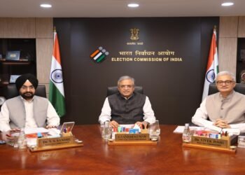 CEC पर आरोप, SIR पर सवाल के बीच चुनाव आयोग की अहम बैठक, लिए गए कई बड़े फैसले, जानें डिटेल्स