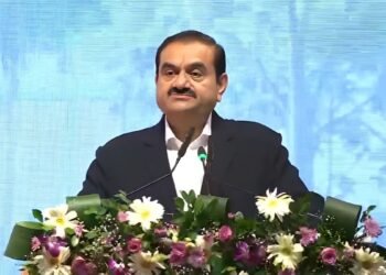 अदाणी ग्रुप का कोलकाता में बड़ा निवेश, ₹4000 करोड़ से बनेगा 2000 बेड का अस्पताल; पैदा होंगी 10 हजार नौकरियां
