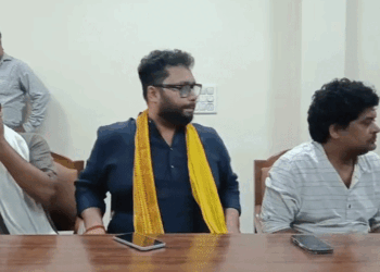 शोभिनव सत्या बोले- डायरेक्टर की जिद पर बनी हनुमान अंश:नीम करौली बाबा का रोल निभाने वाले एक्टर ने कहा- टीम छोड़ने लगी थी