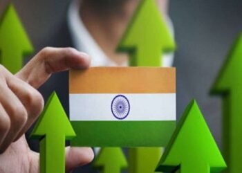 दुनिया में संकट के बीच भारत की अर्थव्यवस्था मजबूत, Moody’s ने FY27 की ग्रोथ का अनुमान बढ़ाकर 7% किया