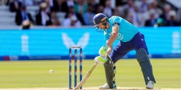 jos buttler becomes first batter to complete 15000 runs in t20 cricket