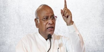 ‘ज्ञानेश कुमार को तत्काल पद से हटाया जाए’, CWC की बैठक में कांग्रेस अध्यक्ष खरगे की मांग, जानिए भाषण की 10 बड़ी बातें