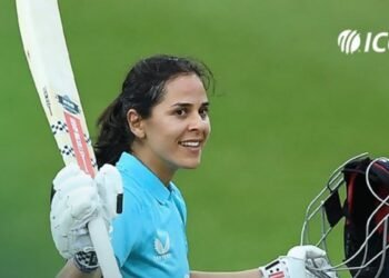 Maya Bouchier की तूफानी Century: इंग्लैंड ने Ireland को हराकर दर्ज की सबसे बड़ी जीत