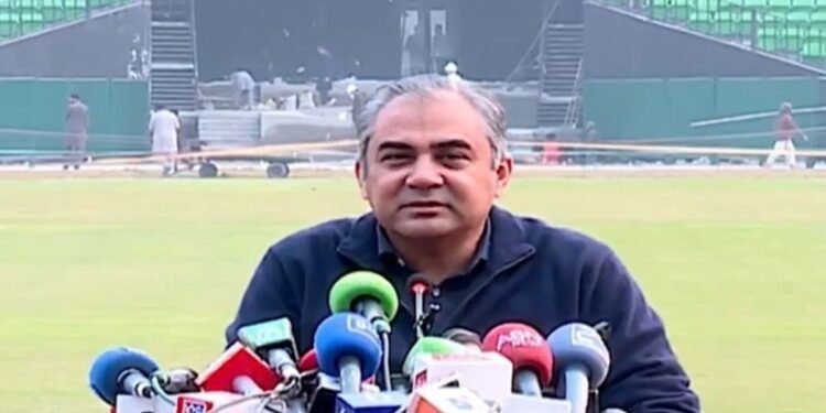 Pakistan Cricket में मचे घमासान पर Mohsin Naqvi का बड़ा बयान, दिग्गजों की आलोचना पर बोले- अपना रिकॉर्ड देखें पूर्व खिलाड़ी