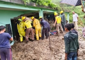 अल्मोड़ा में मलबे में दबने से तीन लोगों की मौत, CM धामी ने जताया दुख