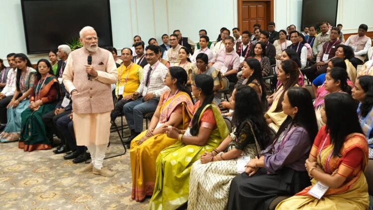 Teachers’ Day पर PM मोदी ने शिक्षकों से किया संवाद, बोले- ‘बचपन मरने नहीं देना है’