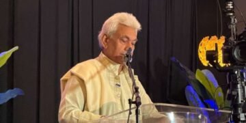 ‘भारत सिर्फ AI का बाजार नहीं, अग्रणी निर्माता बने’, शिकागो में आयोजित IIT-BHU ग्लोबल मीट में बोले मनोज सिन्हा