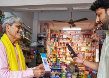 ₹2000 से ऊपर के UPI ट्रांजेक्शन पर MDR चार्ज क्यों? विदेशी प्रभाव के सवाल पर वित्त मंत्रालय ने दिया कड़ा जवाब