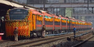 सिर्फ 7.30 घंटे में पूरा होगा 13 घंटे का सफर, उदयपुर से डूंगरपुर, वडोदरा के रास्ते सूरत तक चलेगी नई वंदे भारत