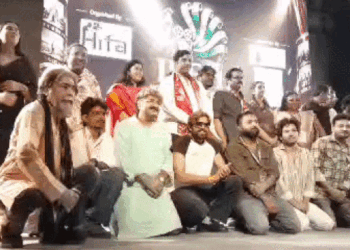 रोहतक फिल्म फेस्टिवल में एक्टर रणदीप हुड्डा का देसी अंदाज:युवाओं से बोले- कलेजा पाटैन नै हो रहा; किमै न किमै जरूर होवेगा