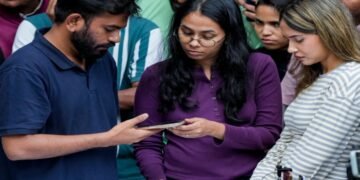 “आंखों में आंसू डर की वजह से नहीं”, CJP नेताओं आशुतोष रांका और सौरव दास को याद कर भावुक हुए दिपके