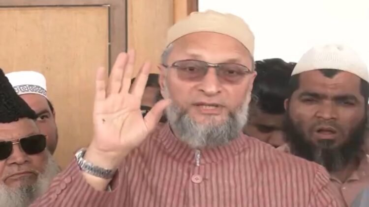 ‘बेगानी शादी में मेरा क्या काम’, ज्ञानेश कुमार के खिलाफ INDIA गठबंधन के विरोध मार्च से दूरी बनाने पर बोले ओवैसी
