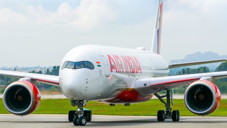 लखनऊ एयरपोर्ट से फिर शुरू होगी बैंकॉक की डायरेक्ट फ्लाइट, विंटर शेड्यूल के तहत डेली फ्लाइट मूवमेंट में भी होगी बढ़ोतरी