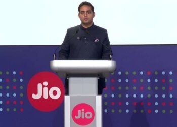 Jio कैसे बना भारत की डिजिटल ग्रोथ का बड़ा हिस्सा? आकाश अंबानी ने बताया कंपनी का मिशन, ₹76000 करोड़ तक पहुंचा EBITDA