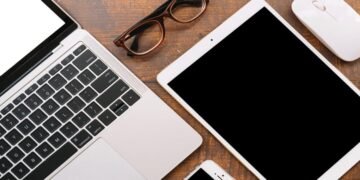 apple users beware outdated software on iphones could make them vulnerable to hacking