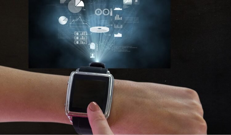 Apple Watch का नया AI फीचर बढ़ा सकता है प्राइवेसी का खतरा, क्या आपकी बातें भी हो रही हैं ट्रैक?