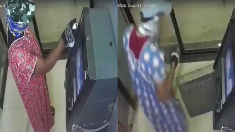 एंबुलेंस से आए लुटेरे, पहनी औरतों की नाइटी और चेहरे पर लगाया मास्क, कटर से काटकर ATM का कैश ले उड़े बदमाश-VIDEO