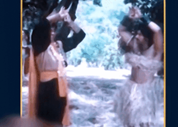 Madhuri Dixit & Amitabh Bachchan KBC Special Episode